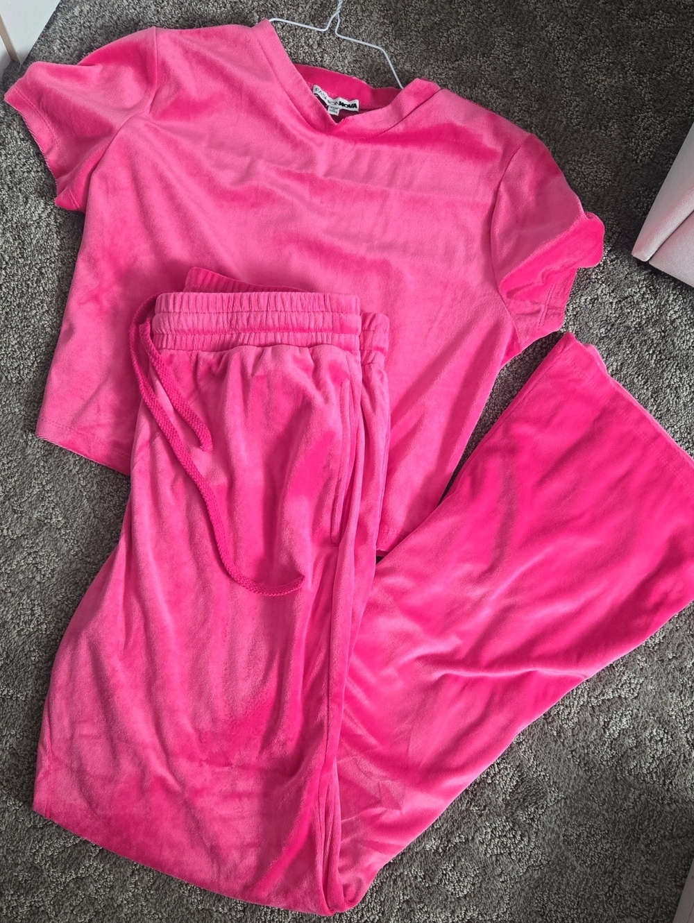 S/M Hot Pink Velour Loungewear Set NWOT